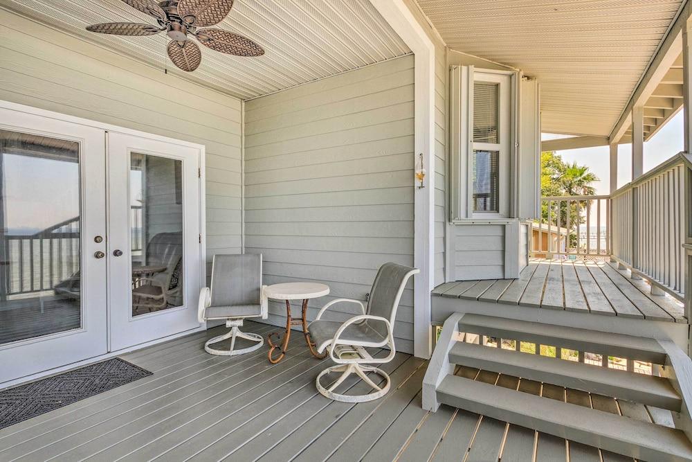 Bayfront Niceville Getaway w/ Private Dock!