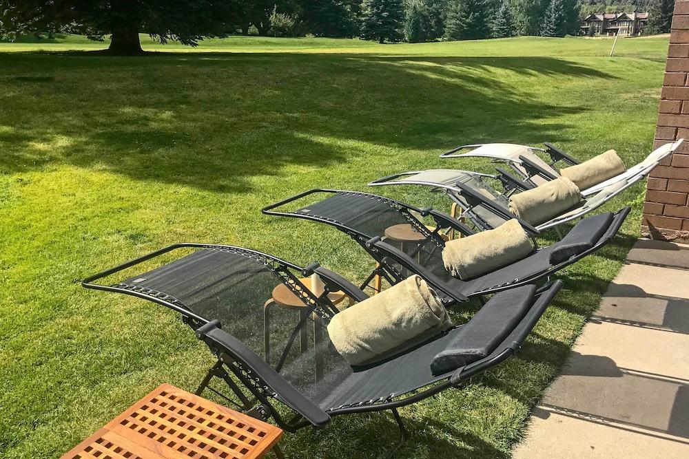 Park City Condo w/ Pool Access - Near Ski Slopes!