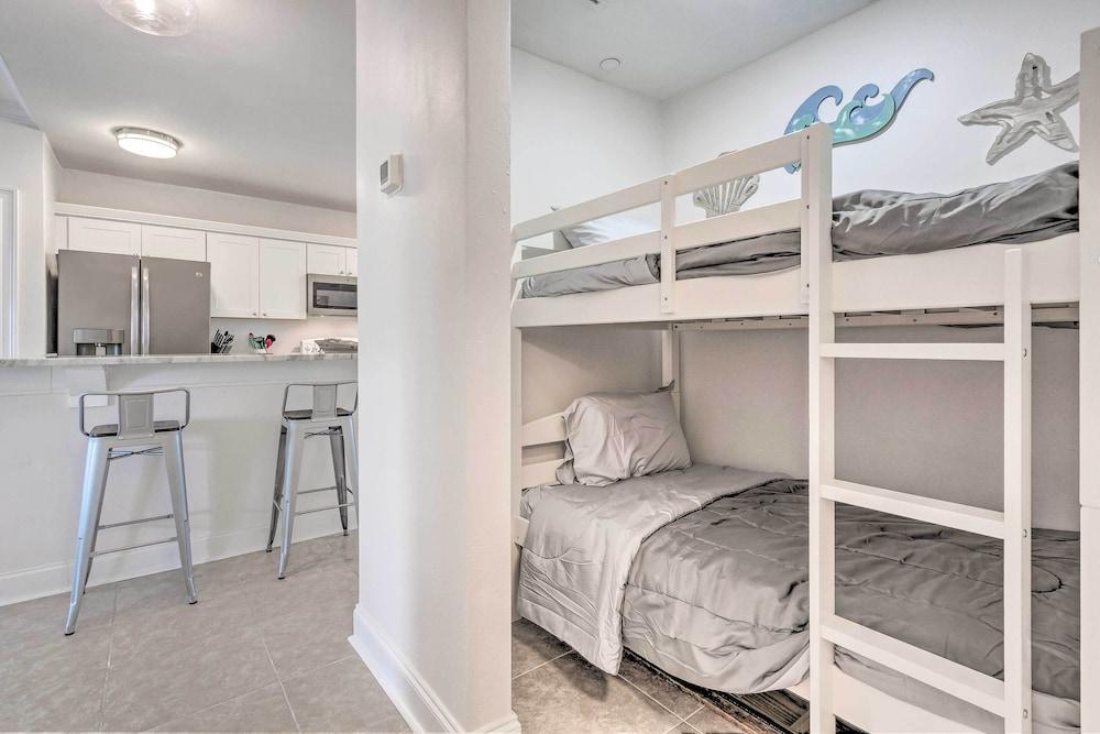 Dazzling Mexico Beach Condo - Walk to the Beach!