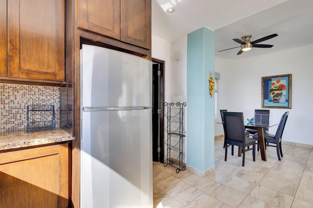 Beachfront Oasis in Cabo w/ Resort Amenities!