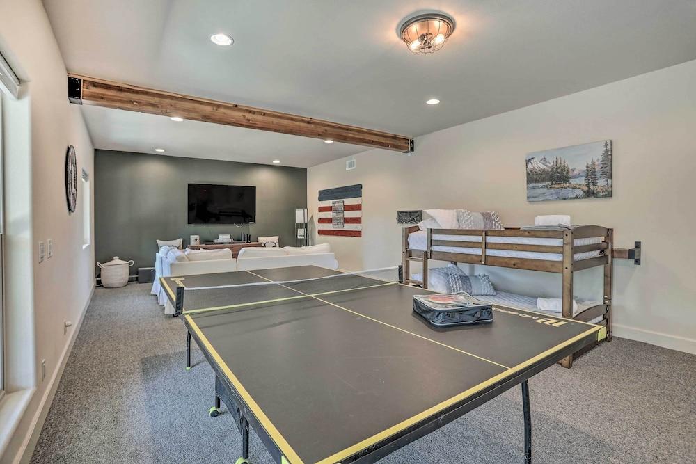 'the Zen Playhouse' w/ Lake Arrowhead Access!