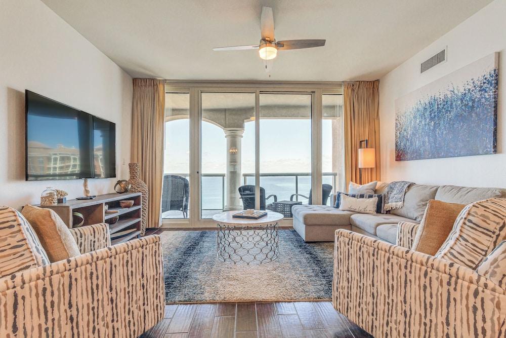 Exquisite Island Condo: Resort Perks & Views!