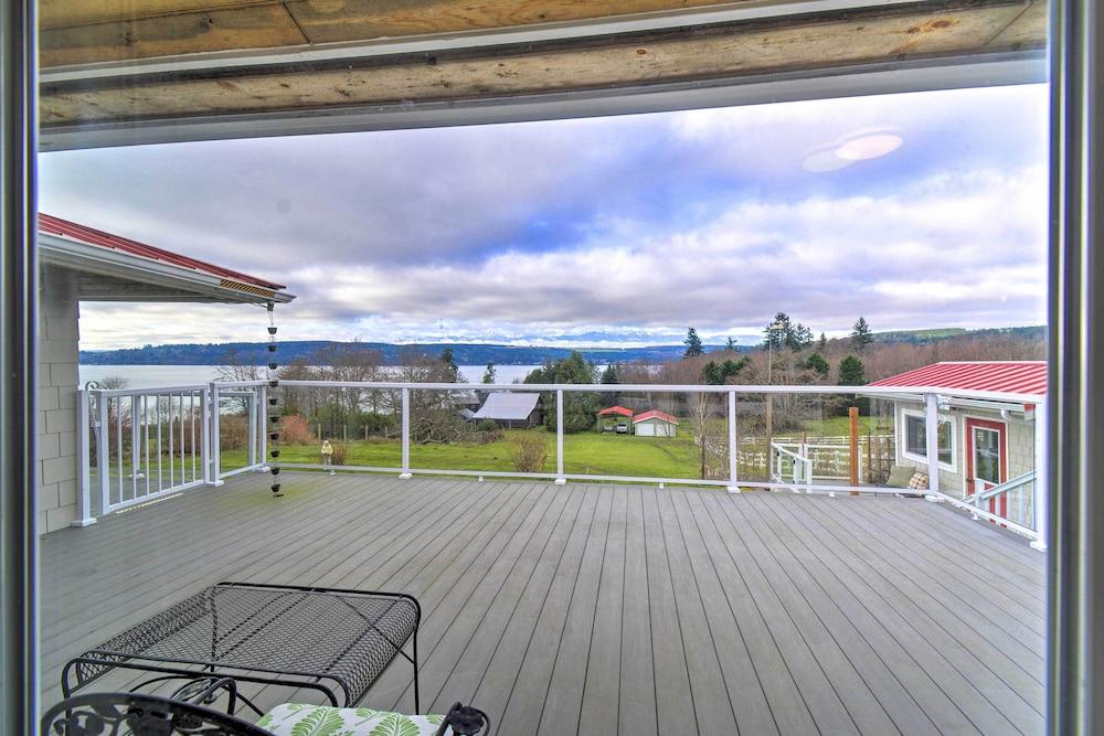 Breathtaking Port Ludlow Home w/ Deck & Yard