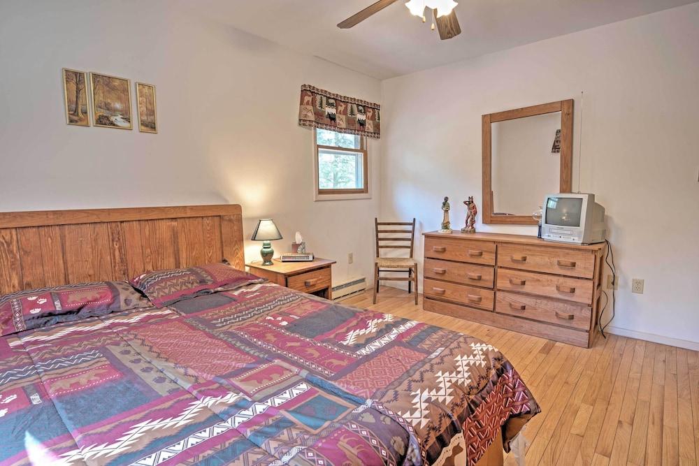 Creekside Arrowhead Lake House w/ Dock & Canoe!