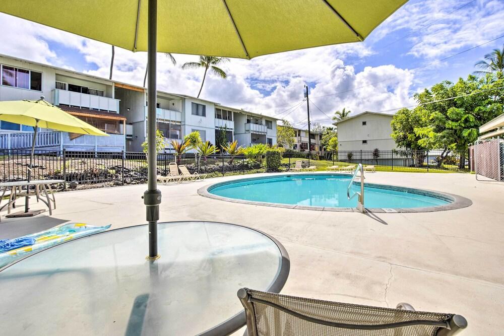 Sunny Central Condo: Lanai & Community Pool Access