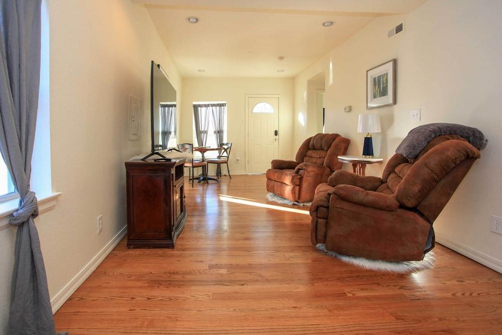 Downtown Home w/ Grill: 5 Mi to Garden of the Gods