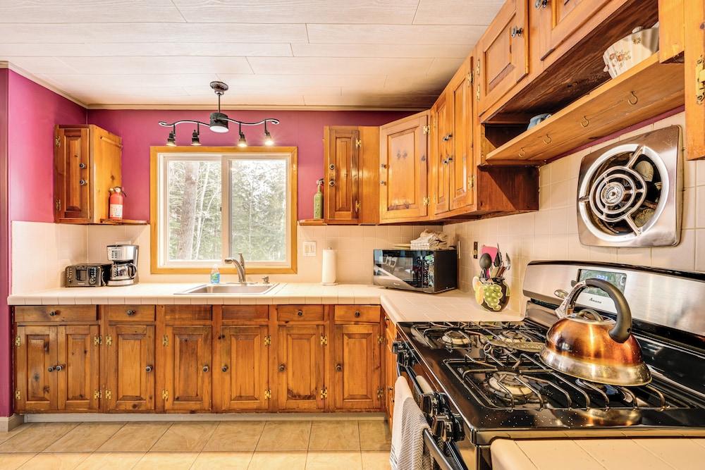 Rustic Intervale Hideaway w/ Deck & Wooded Views!