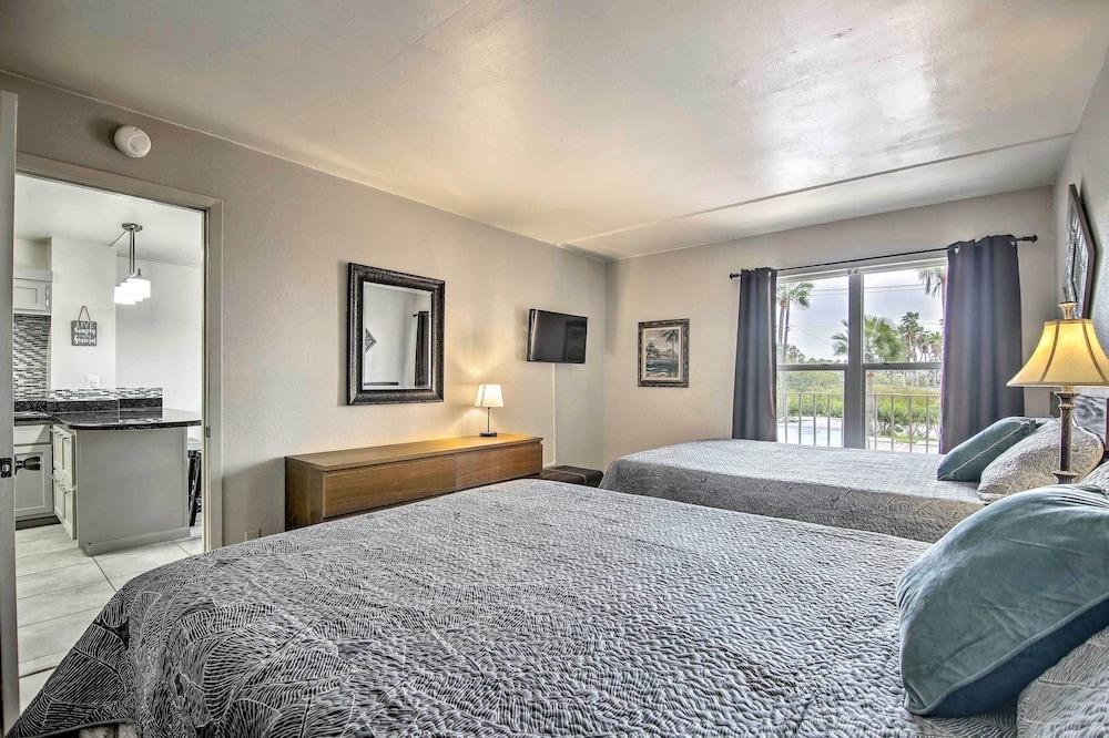 Steps to Beach: Beach Haven w/ Shared Amenities