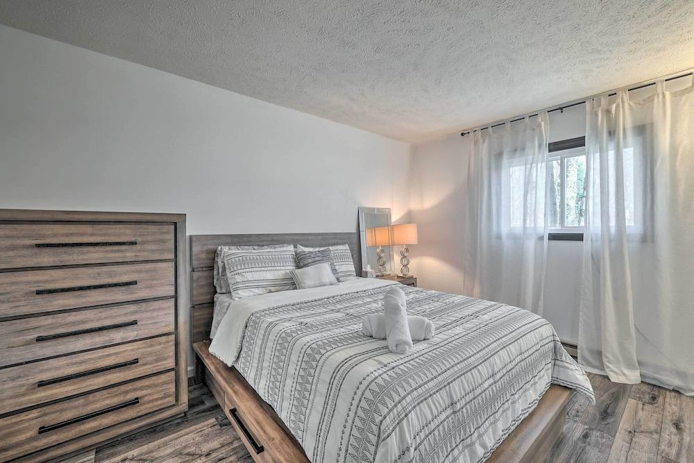 Tobyhanna Family Escape w/ Community Perks!