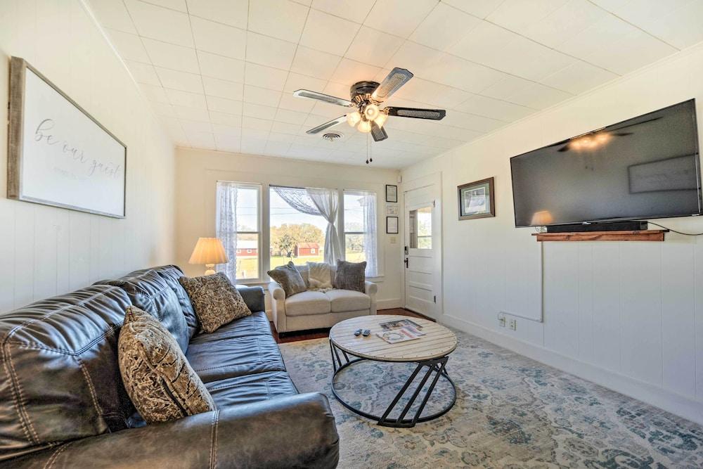 Charming Home Near Downtown Fredericksburg!