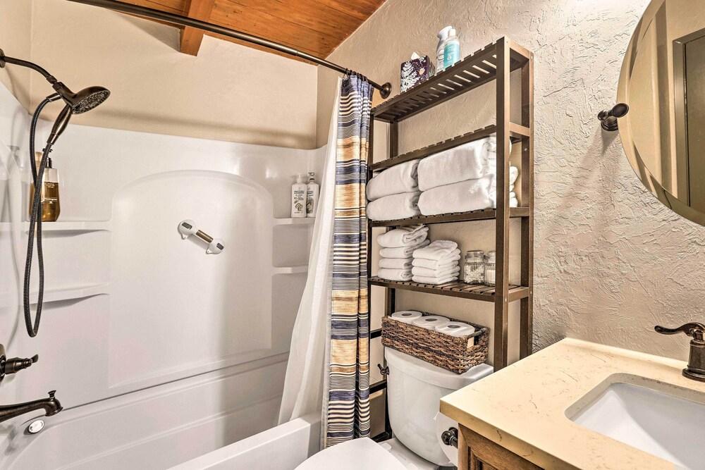 Dog-friendly Kings Beach Log Cabin w/ Hot Tub!