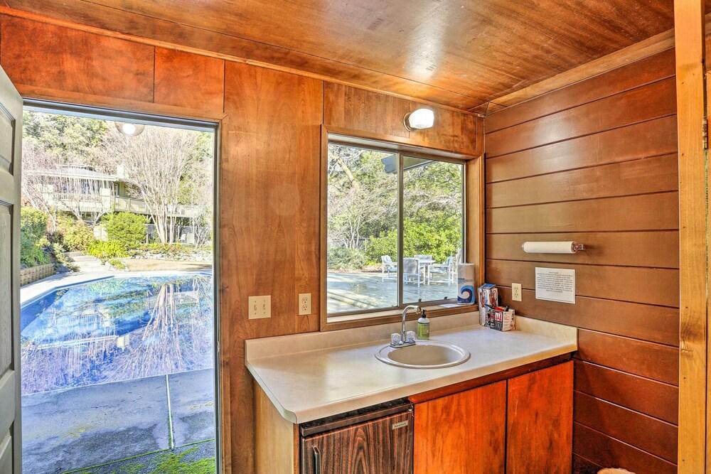 Woodsy Willow Creek Getaway w/ Pool & Deck!