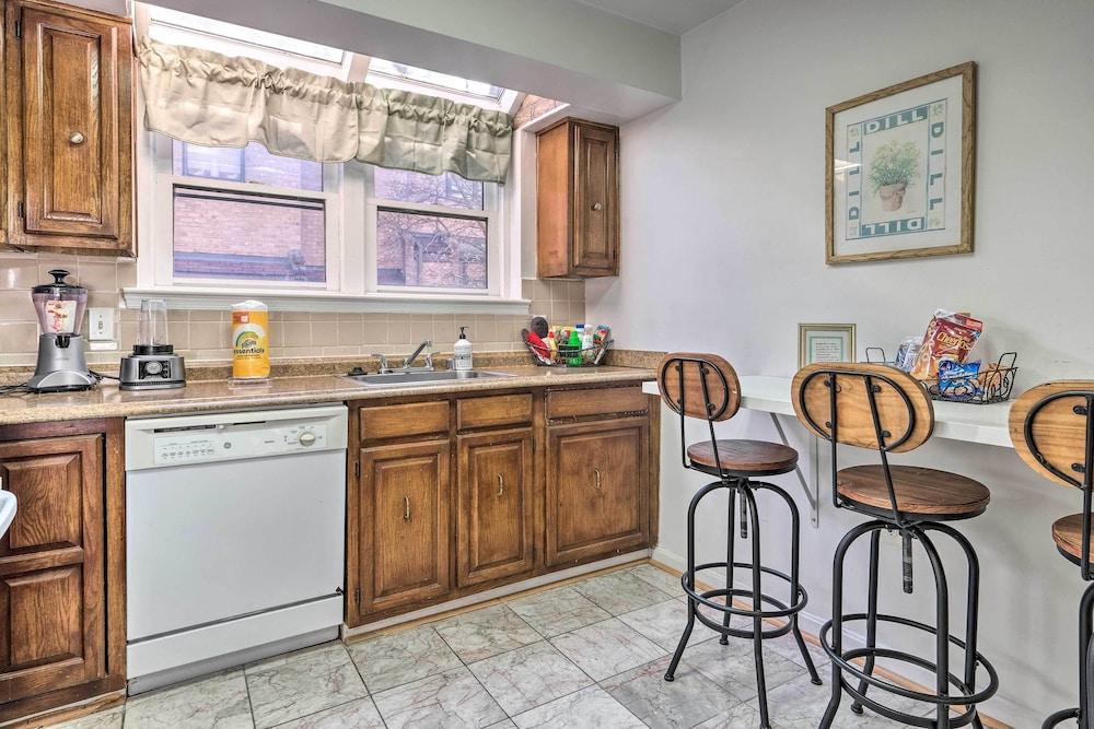 Washington DC Townhome 4 Mi to National Mall!