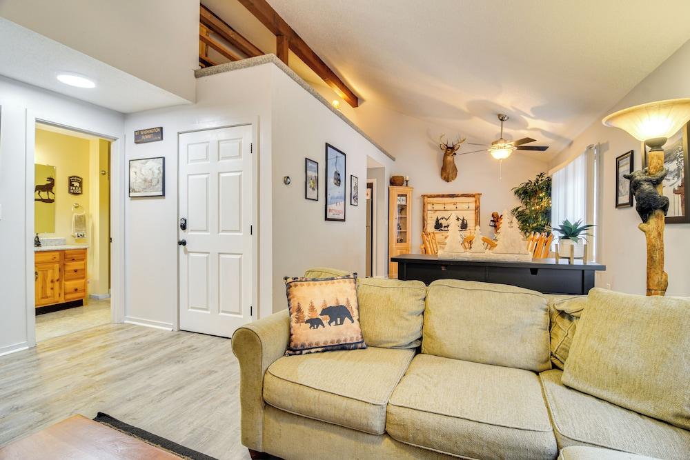 Cozy Bartlett Condo w/ Deck & Resort Amenities!