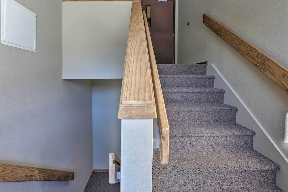 Walkable Winter Park Condo ~ 4 Mi to Slopes!