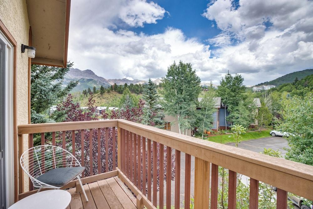 Mountain Village Home Steps to Ski Lift & Shuttle!