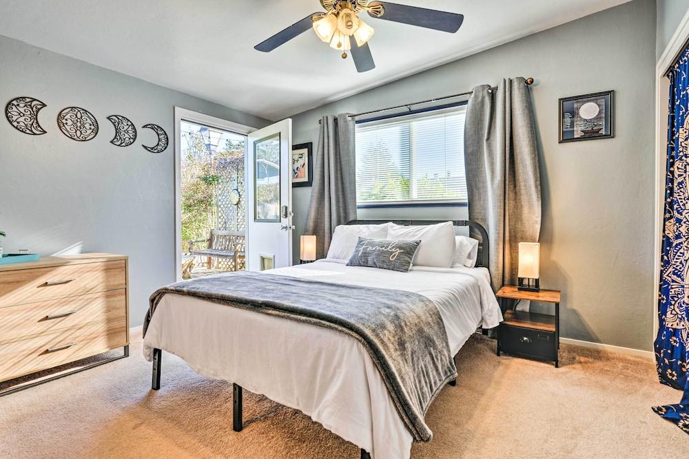 Pet-friendly Eureka Home ~ 6 Mi to Old Town!