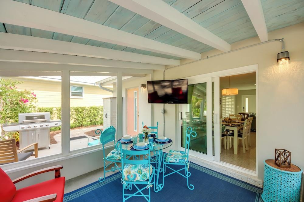 Lush Punta Gorda Escape: Private Pool + Lanai