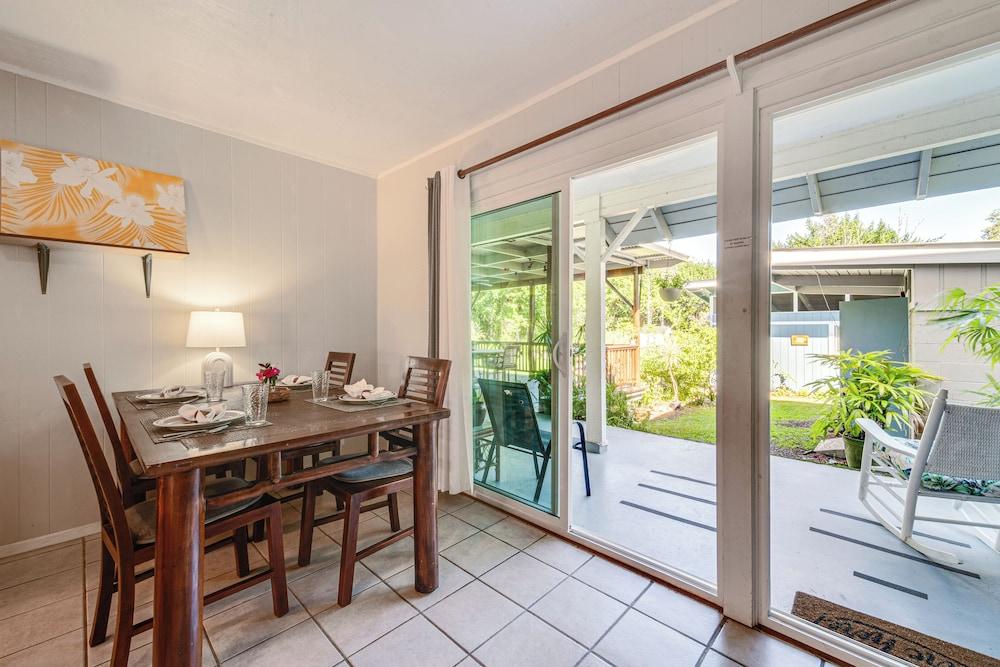 Keaau Apartment on Beautiful Acre w/ Pool & Deck!