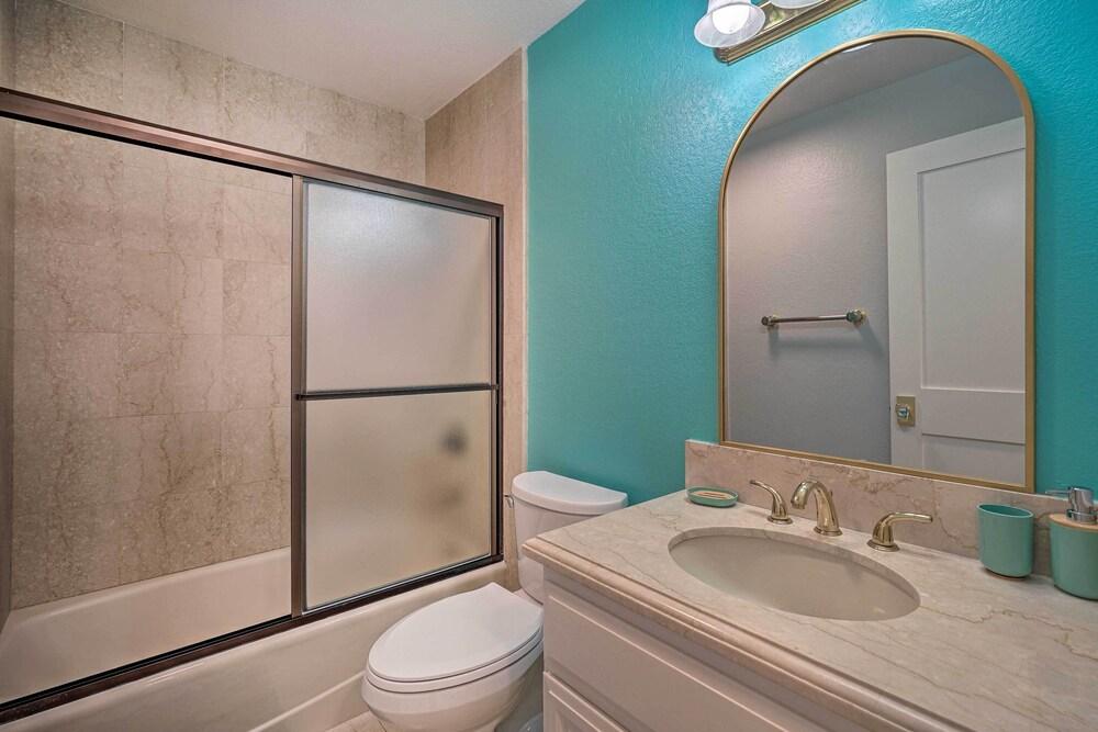 Cliffside Pacifica Hideaway: Unbeatable View!