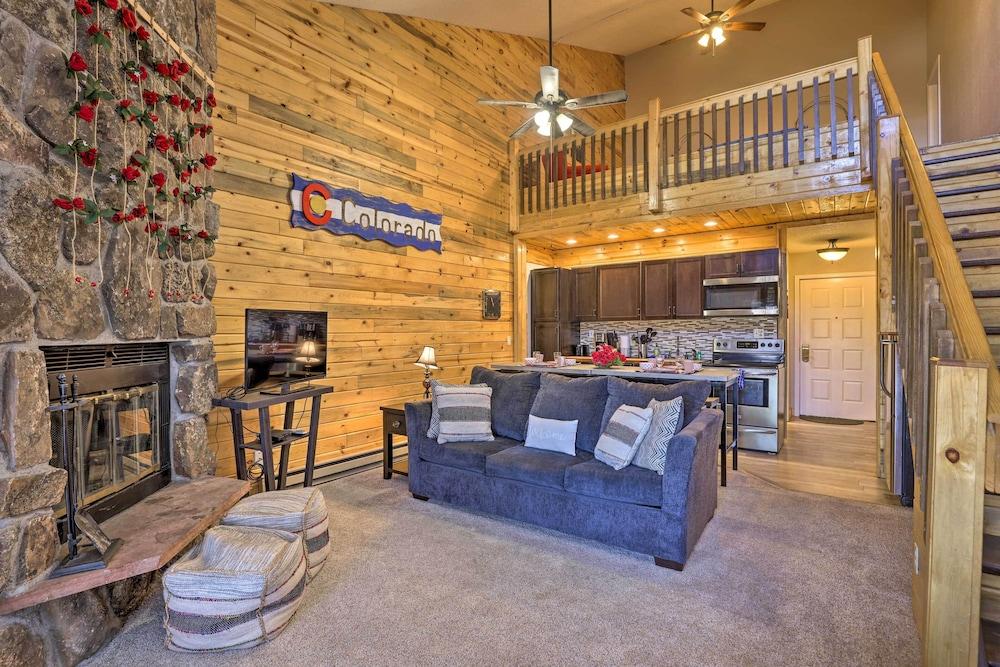 2 Mi to Skiing: Studio w/ Pool Access in Granby!