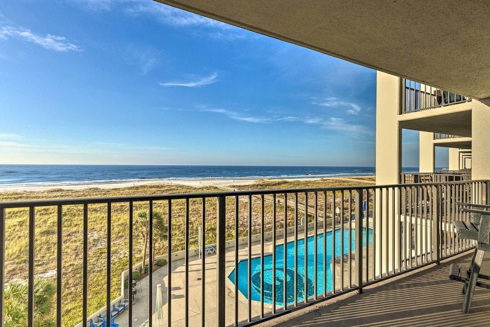 Coastal Orange Beach Condo: Resort + Beach Access!