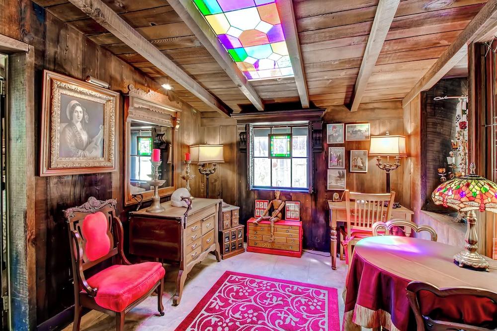 Converted Barn in Sebastopol w/ Private Patio!