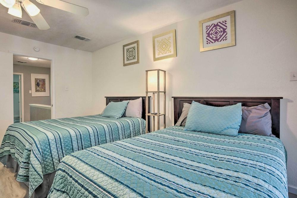 Pet-friendly Bryan Escape ~ 2 Mi to Texas A & M
