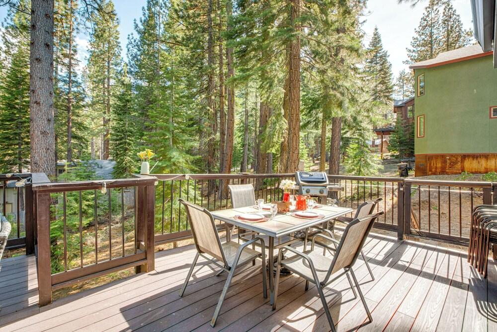 Spacious House w/ Deck & Grill in South Lake Tahoe