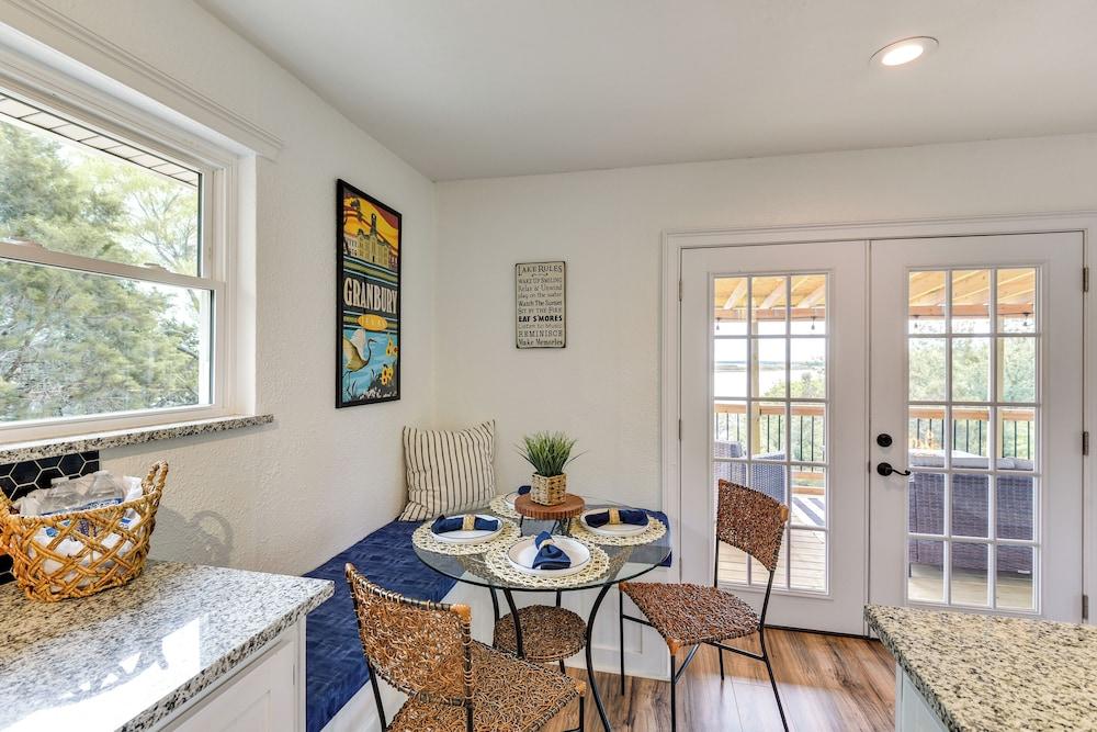 Waterfront Escape on Lake Granbury: Deck & Patio!