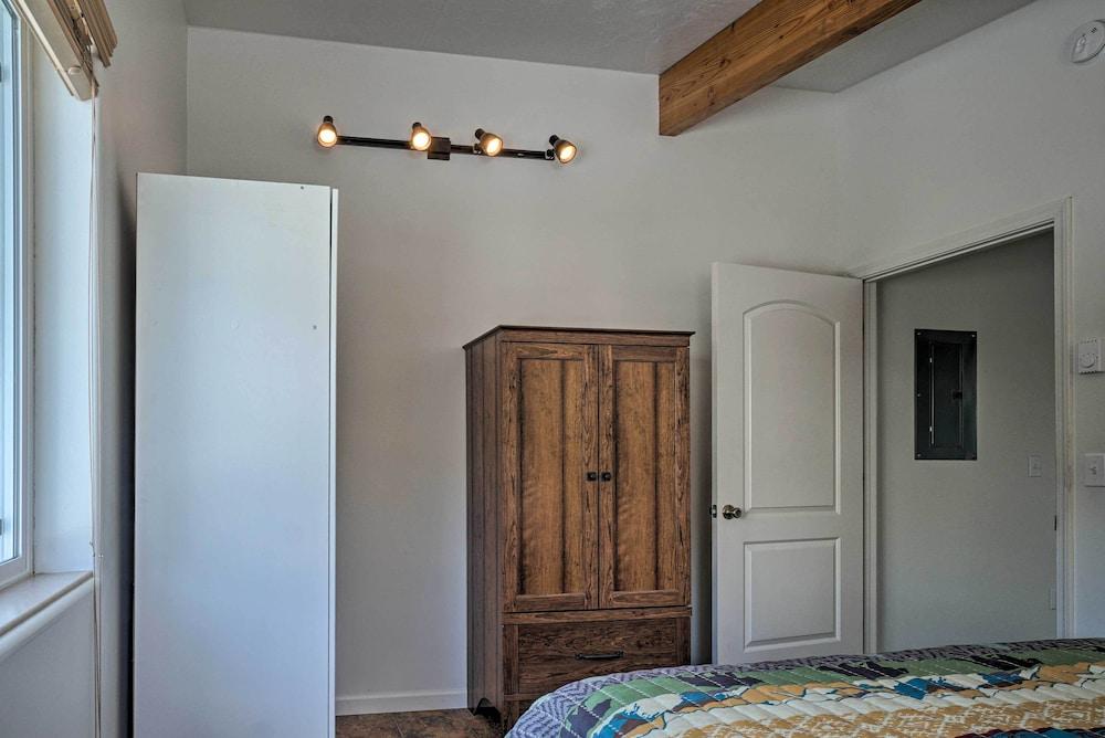 Pet-friendly Duplex w/ Northern Lights Aurora View