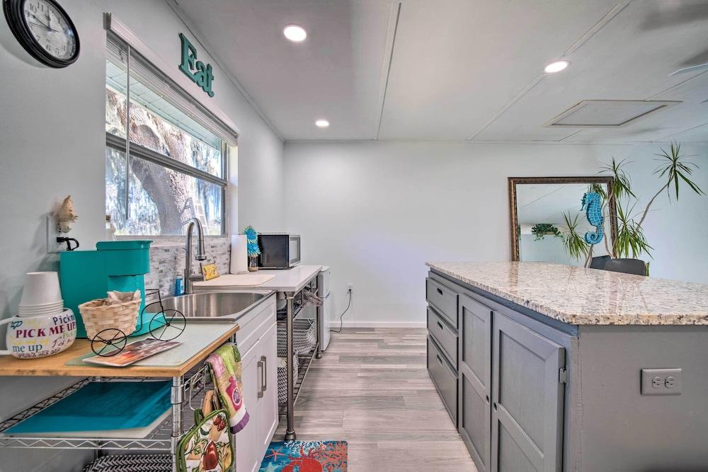 Waterfront Studio w/ Dock Access in Inglis!