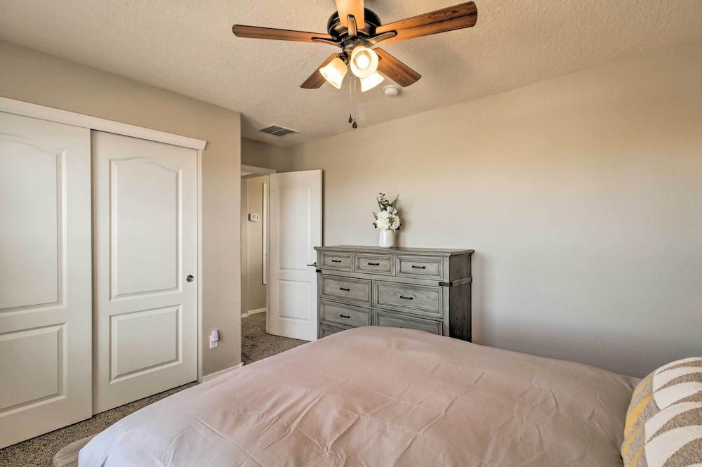 9 Mi to Old Town Albuquerque: Getaway w/ Grill!