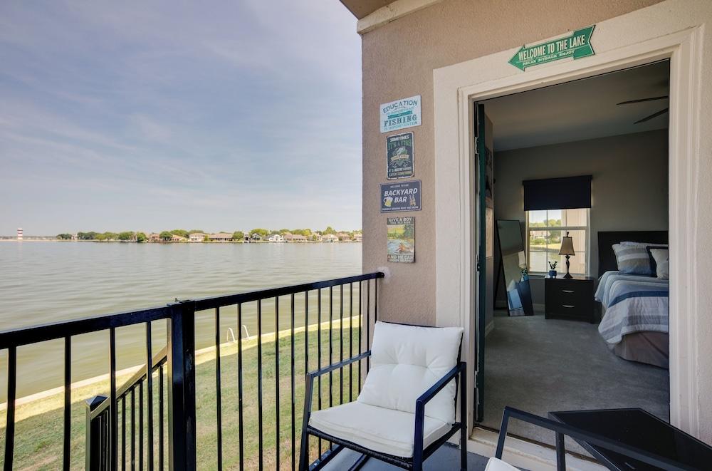 Lake Conroe Waterfront Home: Patio & Shared Pool!