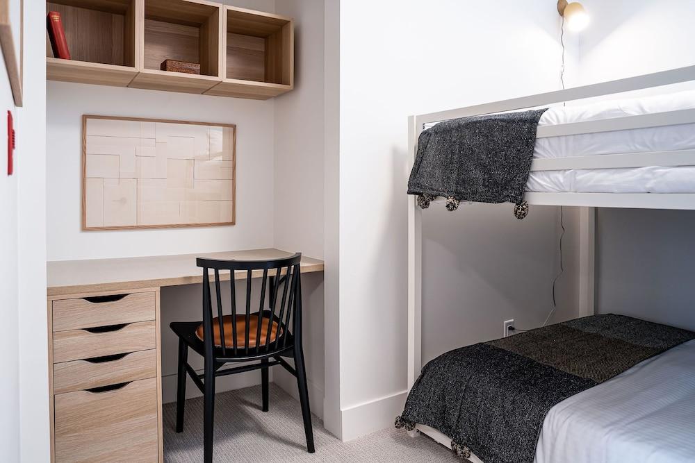 Sea Eagles Landing by Revelstoke Vacations