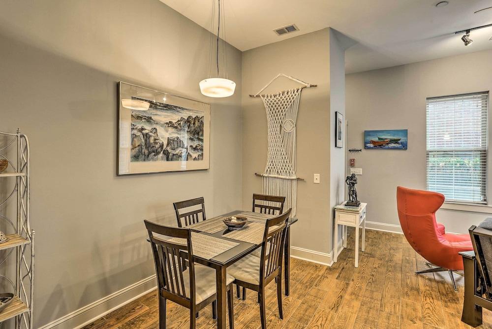 Chic Wilmington Condo in Brooklyn Arts District!