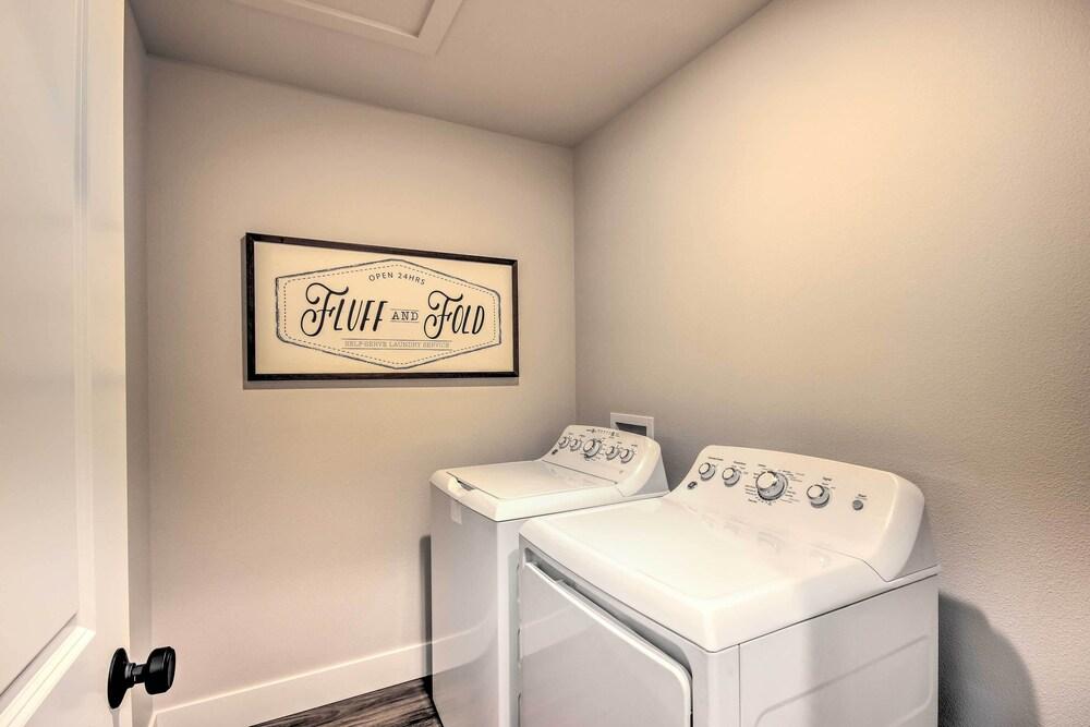 Cozy Montana Retreat w/ Patio: Near Parks!