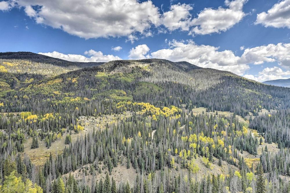 Riverfront South Fork Abode w/ Views: Fish & Hike