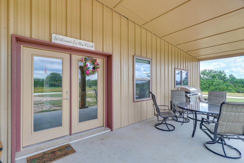 Bertram Ranch Property w/ Patio & Gas Grill!
