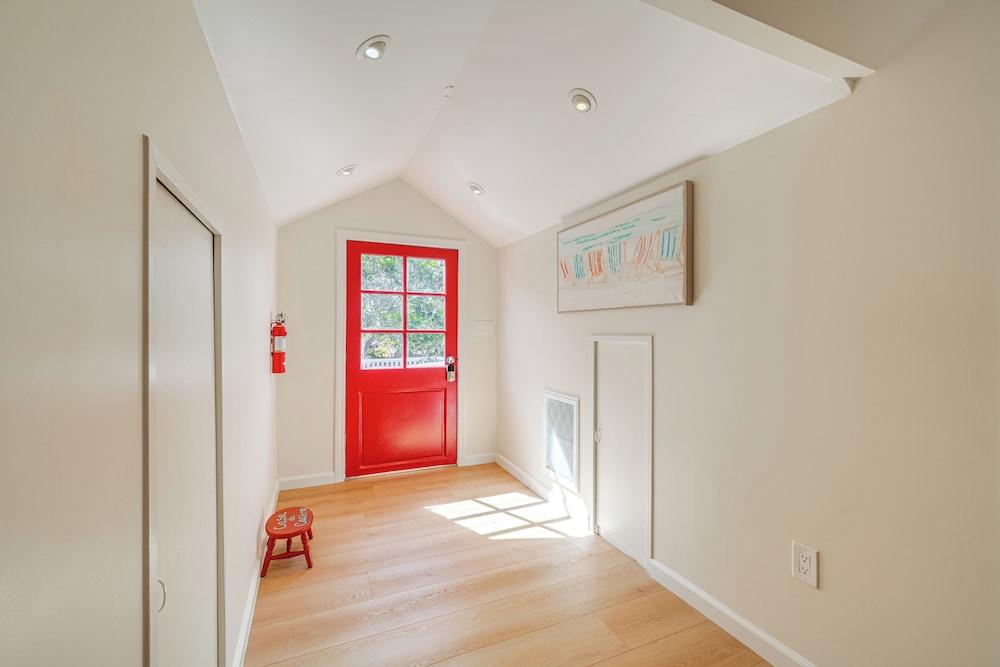 Victorian Carpinteria Apartment < 1 Mi to Beach!