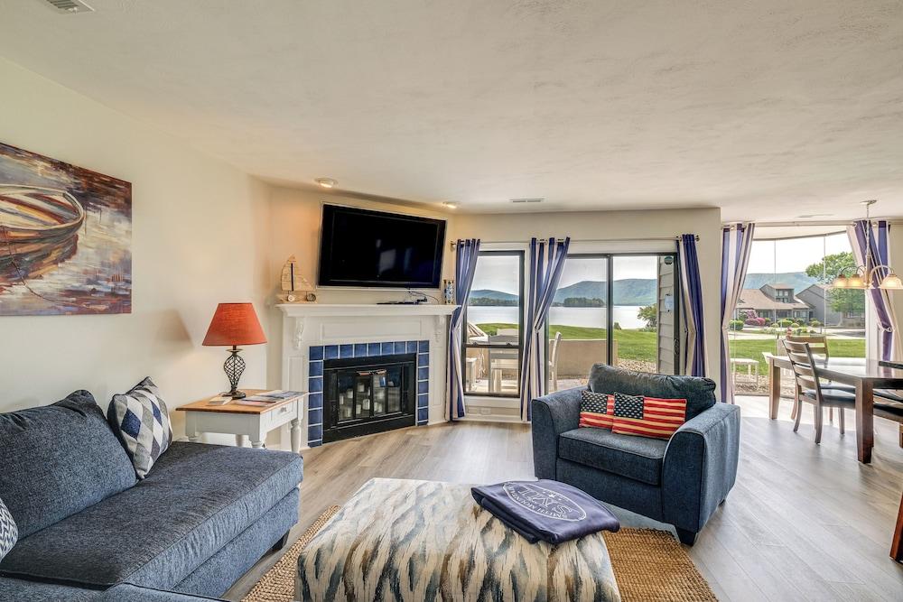 Resort Condo on Smith Mtn Lake