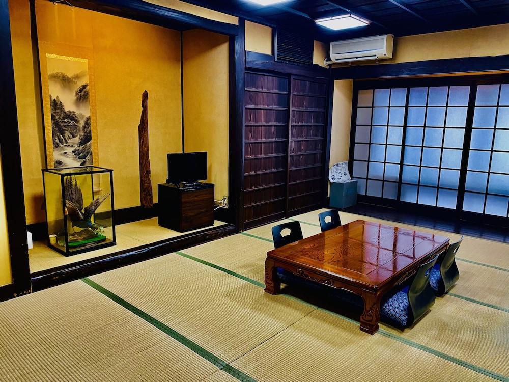 JAPANESE INN HOTEL MATSUKISO