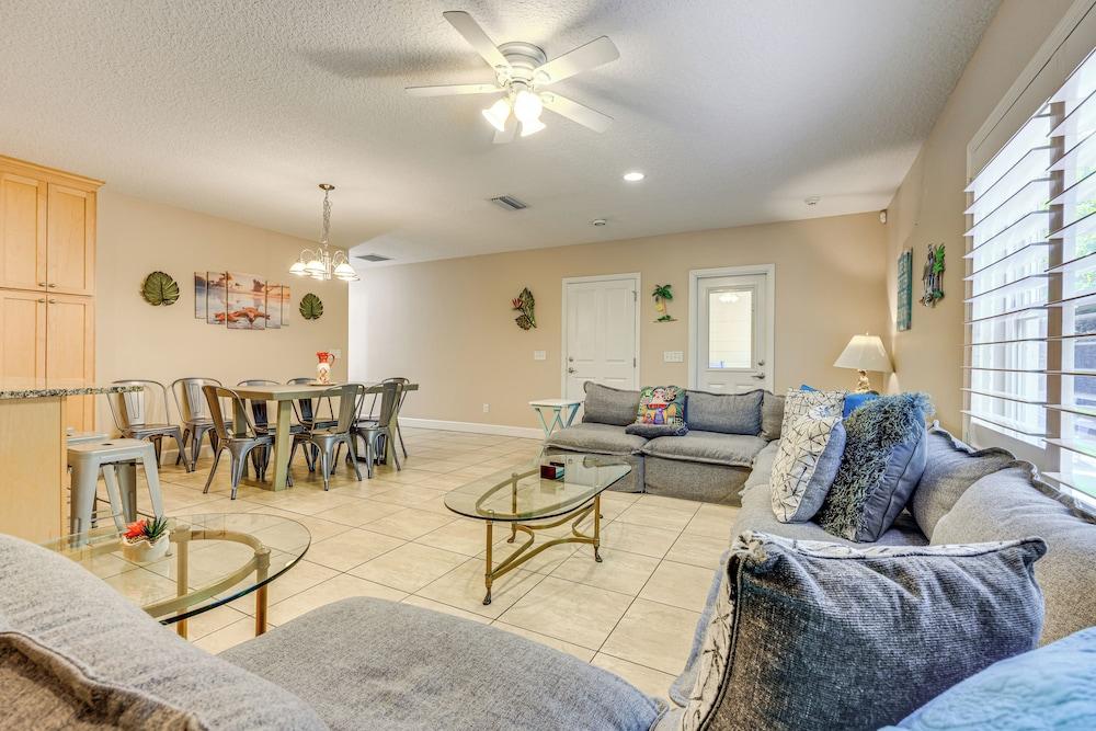 St Augustine 'island Cottage' - Walk to Beach