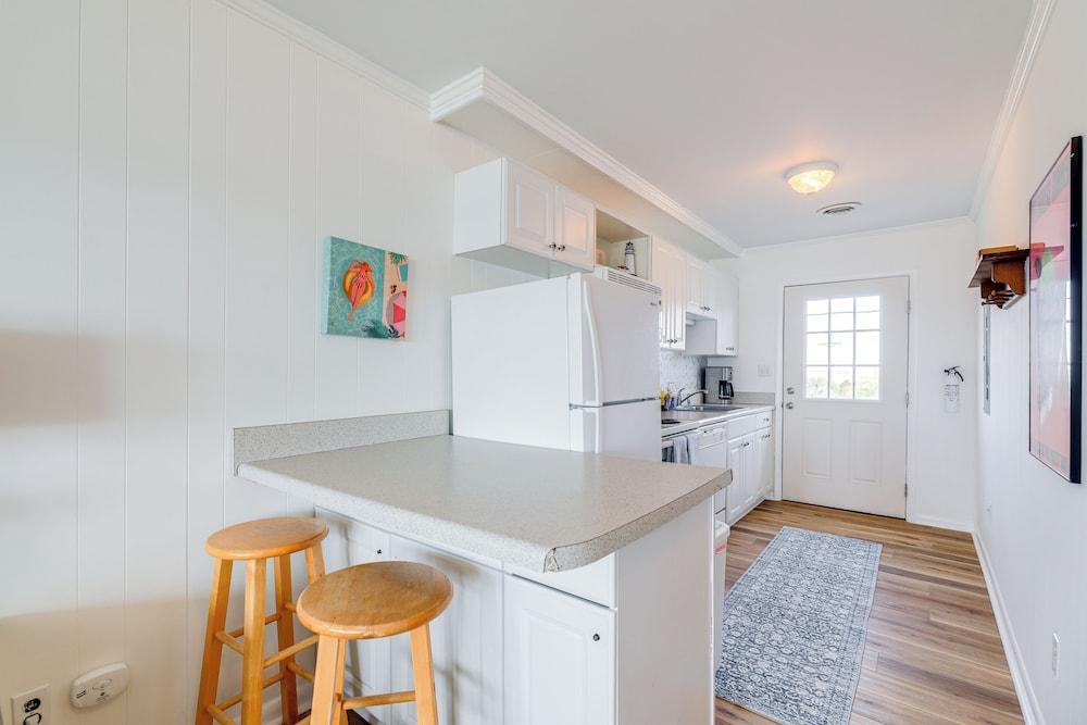 Beachfront Emerald Isle Vacation Rental w/ Deck!