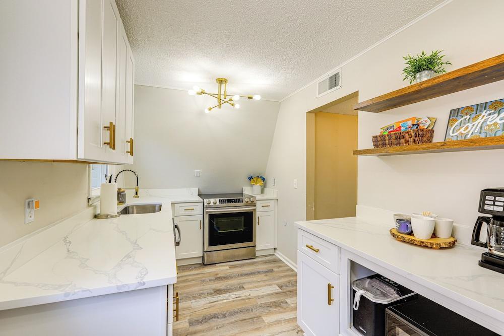 Discover Lakeside Bliss at Jackson Lake!