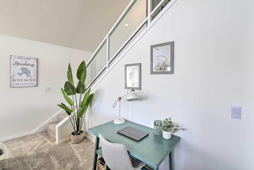 The Rookery - Dreamy Home w/ Private Dock!