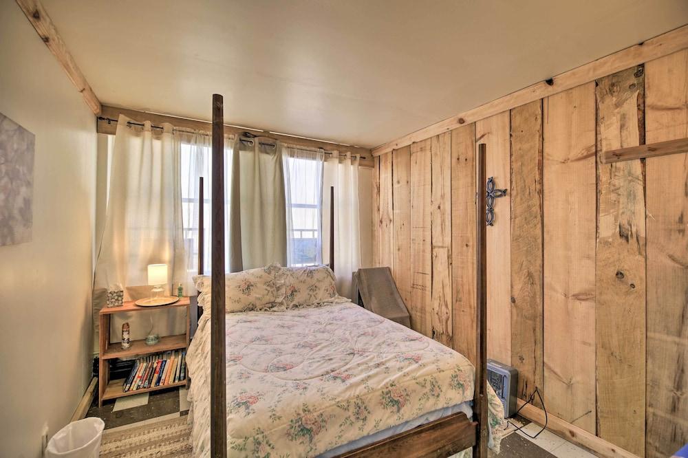 Unique ATV Apartment in Remodeled Schoolhouse