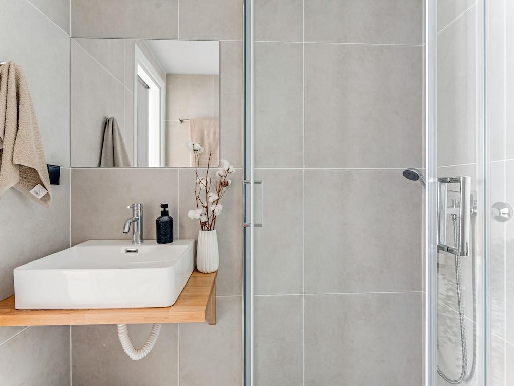 Sanders Port - Homely Studio Near Piraeus Port