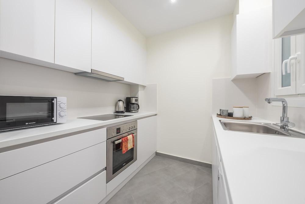 Elegant Suite by Cloudkeys