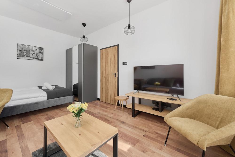 Norwida Apartment Wroclaw by Renters